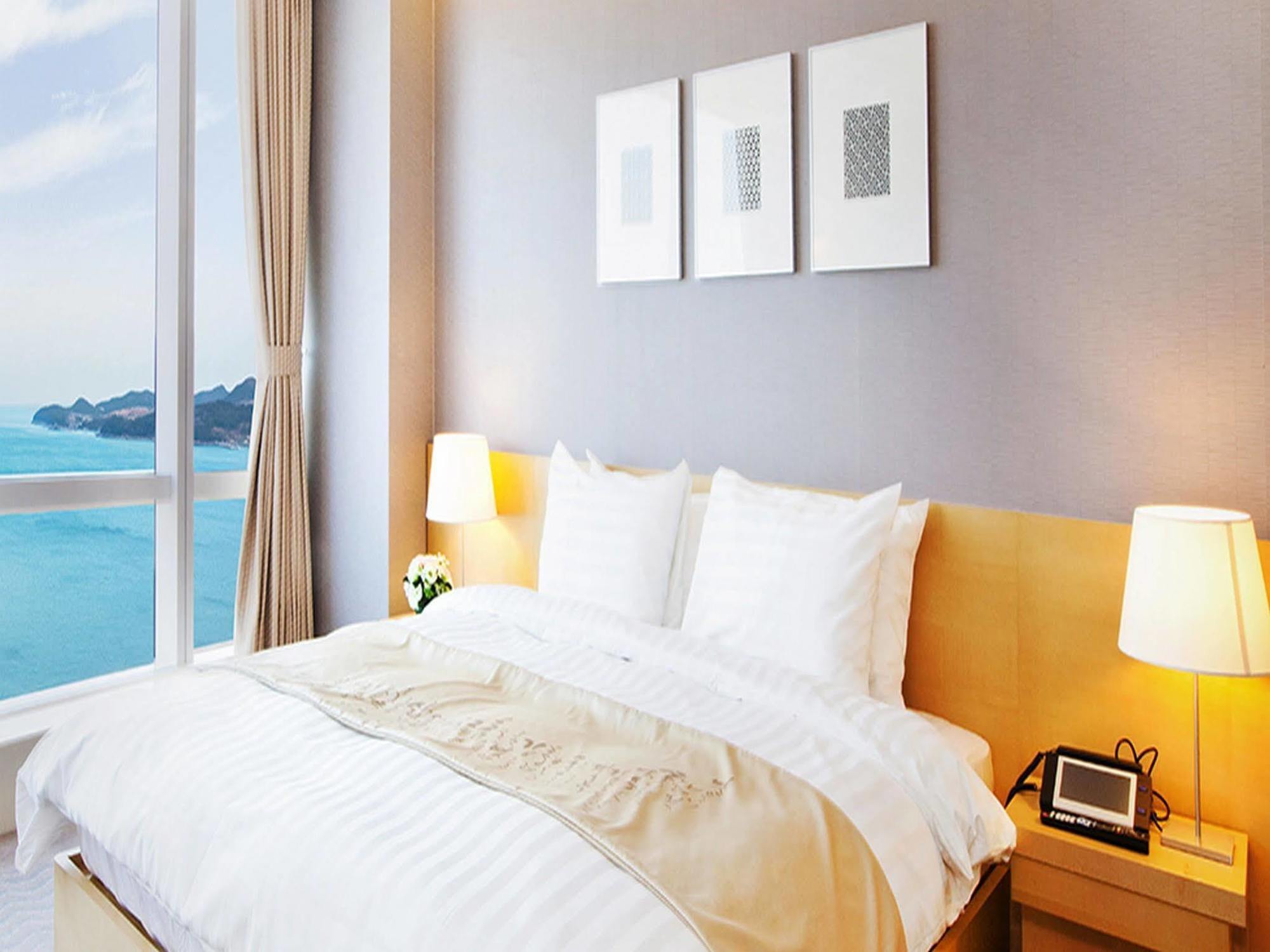 Sono Calm Yeosu Hotel Kültér fotó
