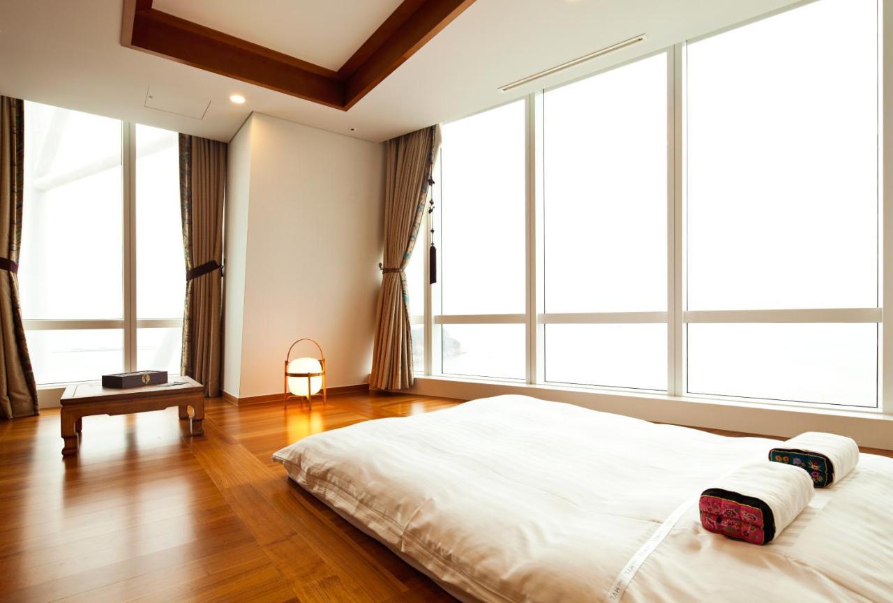 Sono Calm Yeosu Hotel Kültér fotó